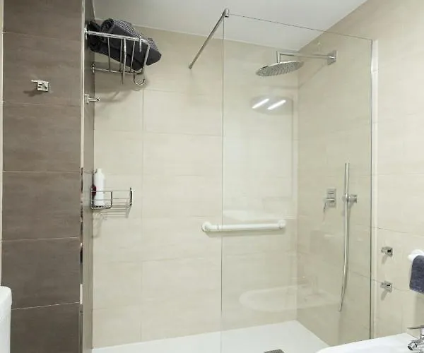 Atico Playa Orzan Centro Garaje Gratis Mismo Edifici0 דירה א-קורוניה